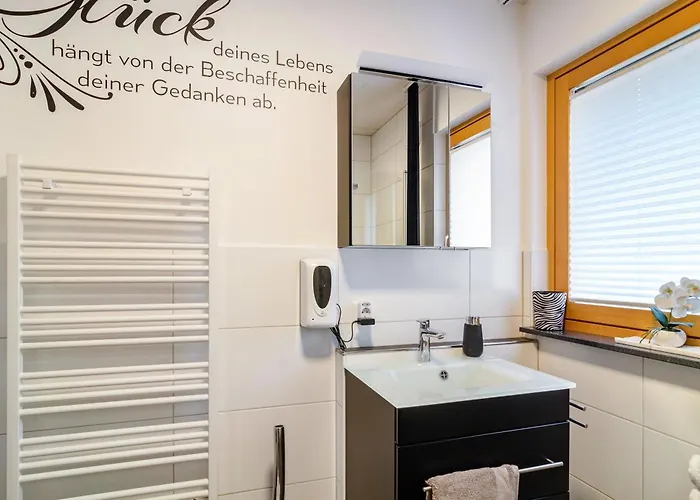 Turmalin * אוברלינגן